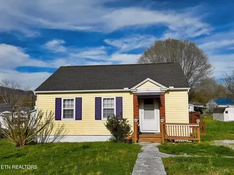 407 W 4th St, La Follette, TN 37766