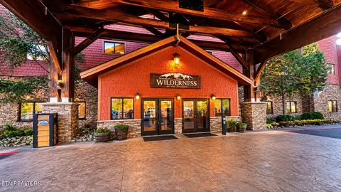 1424 Old Knoxville Hwy #13079/8, Sevierville, TN 37876