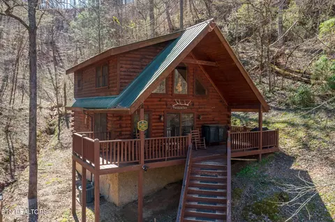 2244 Valley Mountain Way, Sevierville, TN 37862