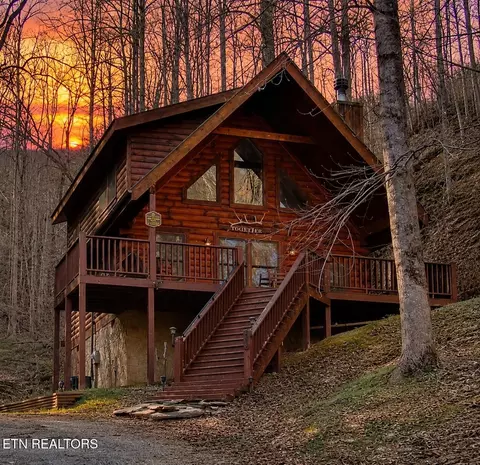 2244 Valley Mountain Way, Sevierville, TN 37862