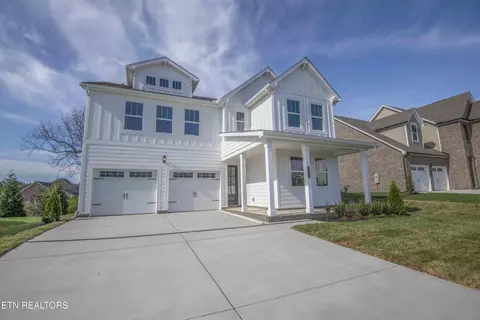 471 Ivey Farms Rd, Farragut, TN 37934
