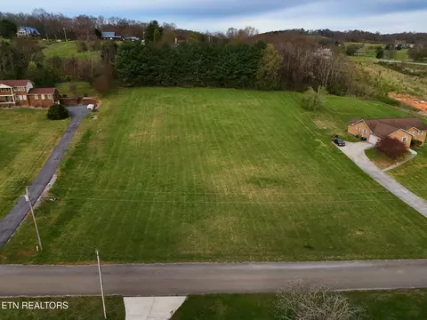 608 Cornfield Ln, White Pine, TN 37890