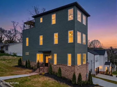 2312 Sam Houston St, Knoxville, TN 37920