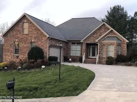 499 Cromwell St, Harrogate, TN 37752