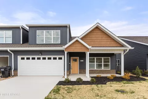 7346 Whispering Creek Ln, Powell, TN 37849
