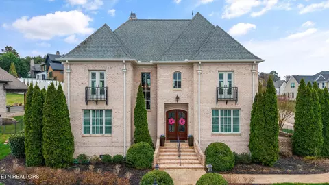 1440 Charlottesville Blvd, Knoxville, TN 37922