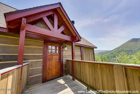 4228 Wears Valley Rd UNIT 171, Sevierville, TN 37862