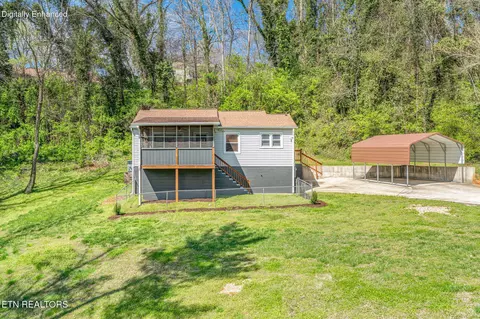 107 SE Stonewall Dr, Knoxville, TN 37920