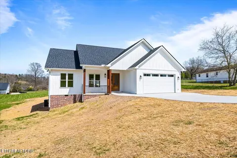 2271 Long Hollow Rd, La Follette, TN 37766