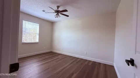 Bedroom - 724 W 3rd Ave, Oneida, TN 37841 photo 2 of 3