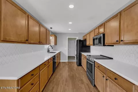 7012 Brittney Cir, Baxter, TN 38544 photo 9
