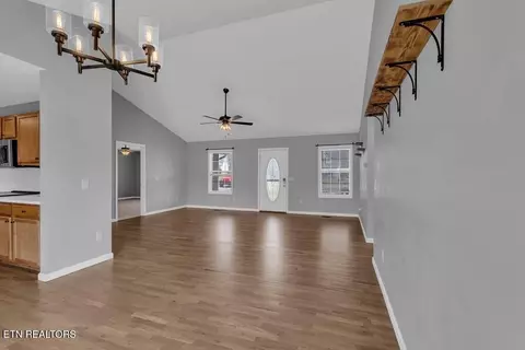 7012 Brittney Cir, Baxter, TN 38544 photo 6