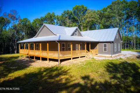 1230 Darrow Ridge Rd, Jamestown, TN 38556