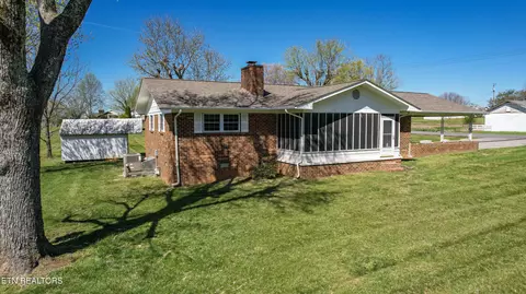 1102 S Tellico St S St, Madisonville, TN 37354