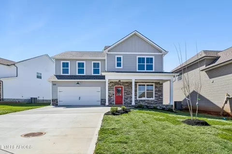 8926 Queensdale Ln, Knoxville, TN 37924