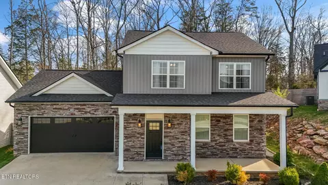 1401 Dream Catcher Dr, Knoxville, TN 37920