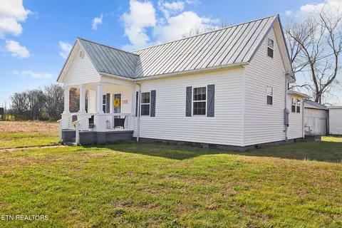 204 Enon Church Rd, Jonesborough, TN 37659