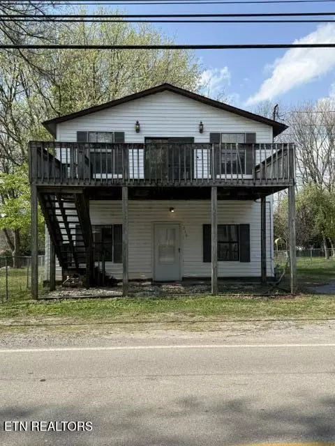 316 Russell Rd, Rockford, TN 37853