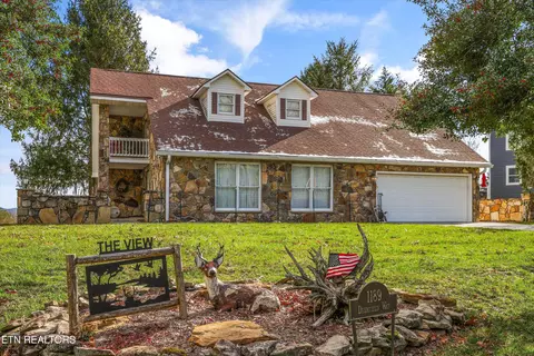 1189 Deerfield Way, La Follette, TN 37766
