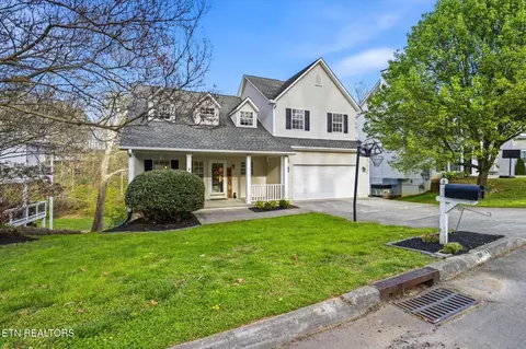 1213 Edenbridge Way, Knoxville, TN 37923