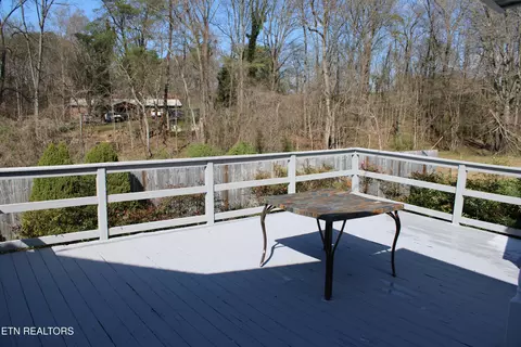 Exterior - 1256 Pratt Rd, Talbott, TN 37877 photo 4 of 11