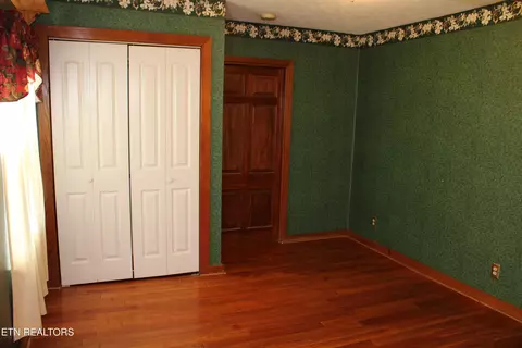 Bedroom - 1256 Pratt Rd, Talbott, TN 37877 photo 2 of 6