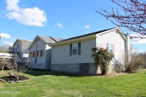 Exterior - 1256 Pratt Rd, Talbott, TN 37877 photo 7 of 11
