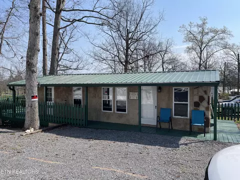 1220 Fishermans Way, Sevierville, TN 37876