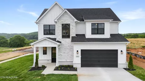 11602 Olympic Valley Dr, Knoxville, TN 37932