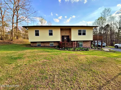 165 Lakebrook Dr, Vonore, TN 37885
