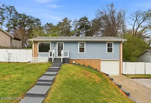 6217 Shrewsbury Dr, Knoxville, TN 37921