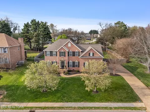 12949 Orchard Crossing Ln, Farragut, TN 37934