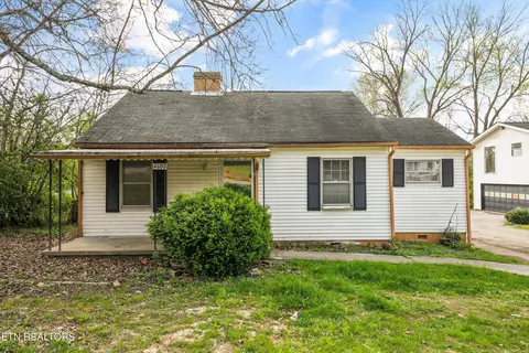 4608 Oriole Dr, Knoxville, TN 37918