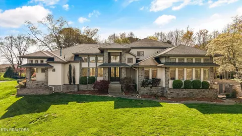 12124 Channel Point Dr, Knoxville, TN 37922