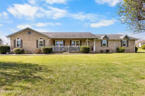116 Vols Ln, La Follette, TN 37766