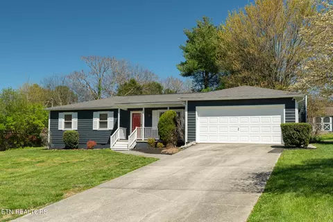 520 Harrow Rd, Knoxville, TN 37934