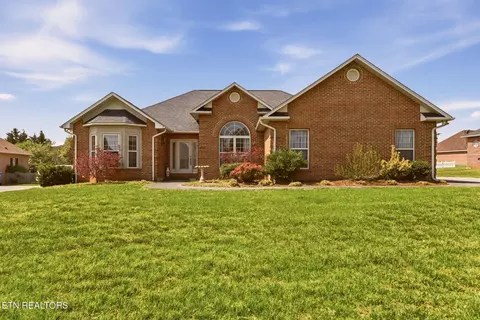 1731 Hollister Dr, Alcoa, TN 37701