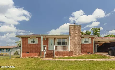 107 Hillcrest Dr, Harriman, TN 37748