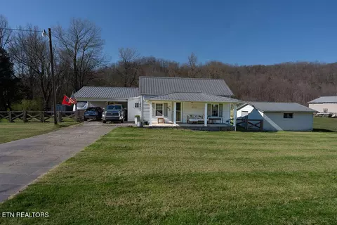 239 Wooldridge Ln, Jellico, TN 37762