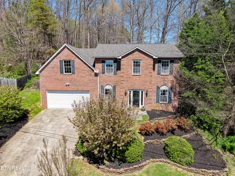 3210 Kingsmore Dr, Knoxville, TN 37921