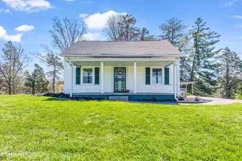 6102 Stormer Rd, Knoxville, TN 37918