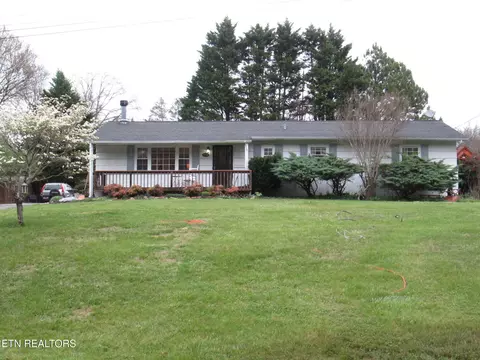 5712 Scenic Hills Rd, Knoxville, TN 37912