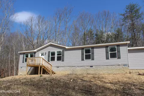 60 Longview Ln, Jamestown, TN 38556