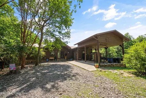 575 Ironsburg Rd, Tellico Plains, TN 37385