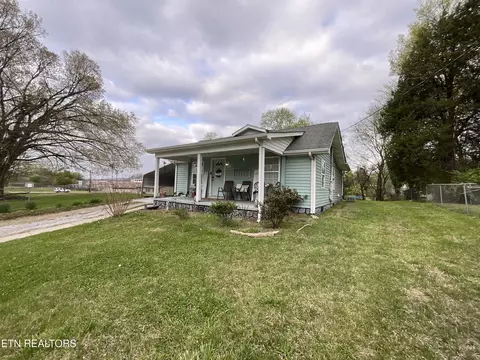 409 First St, Kingston, TN 37763