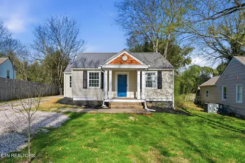 3915 Briargate Ave, Knoxville, TN 37919