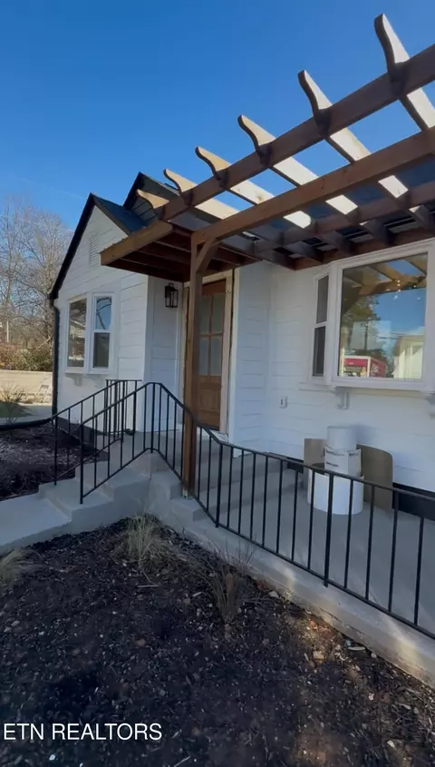 7546 Beaver Ridge Rd, Knoxville, TN 37931