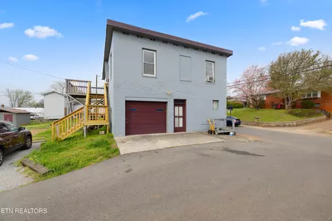 725 Church St, Loudon, TN 37774