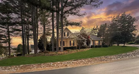 433 Wewoka Cir, Loudon, TN 37774