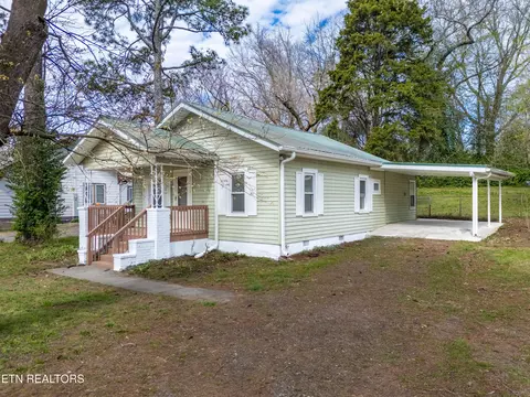 2623 Tecoma Dr, Knoxville, TN 37917